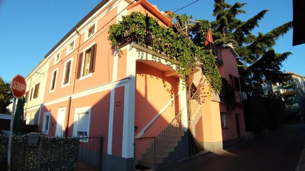 Apartmaji Soncek Izola Exteriör bild