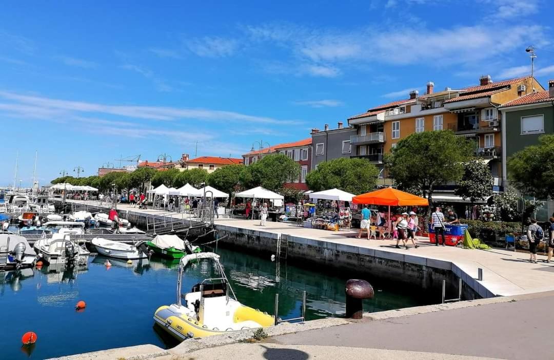 Apartmaji Soncek Izola Exteriör bild