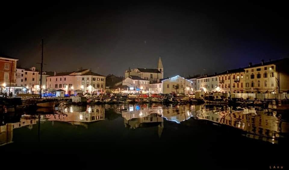 Apartmaji Soncek Izola Exteriör bild