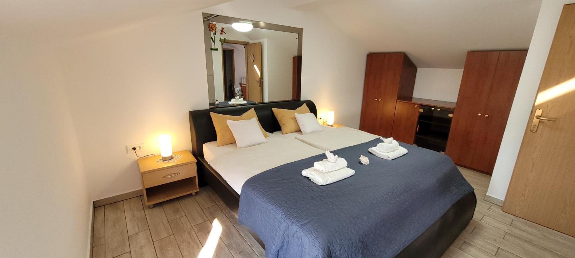Apartmaji Soncek Izola Exteriör bild