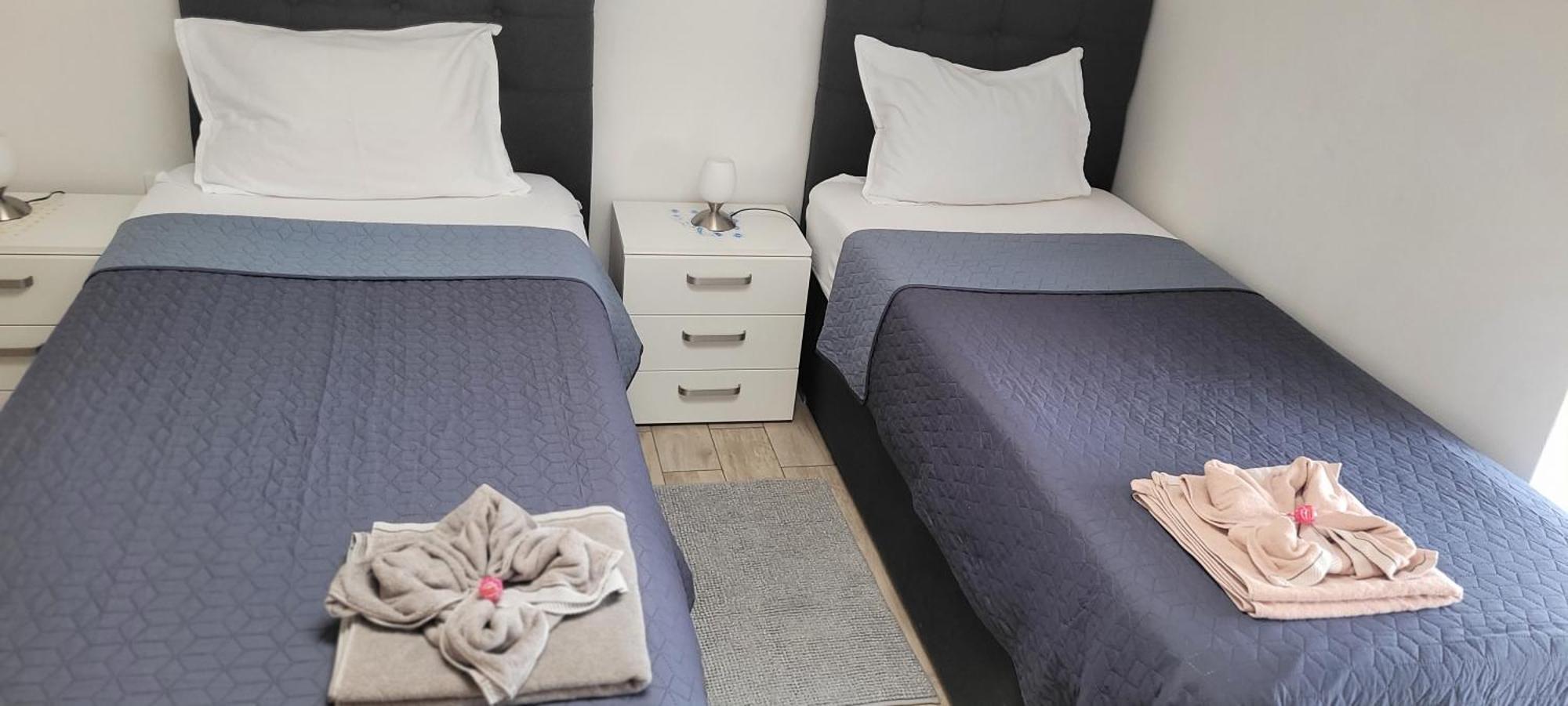 Apartmaji Soncek Izola Exteriör bild