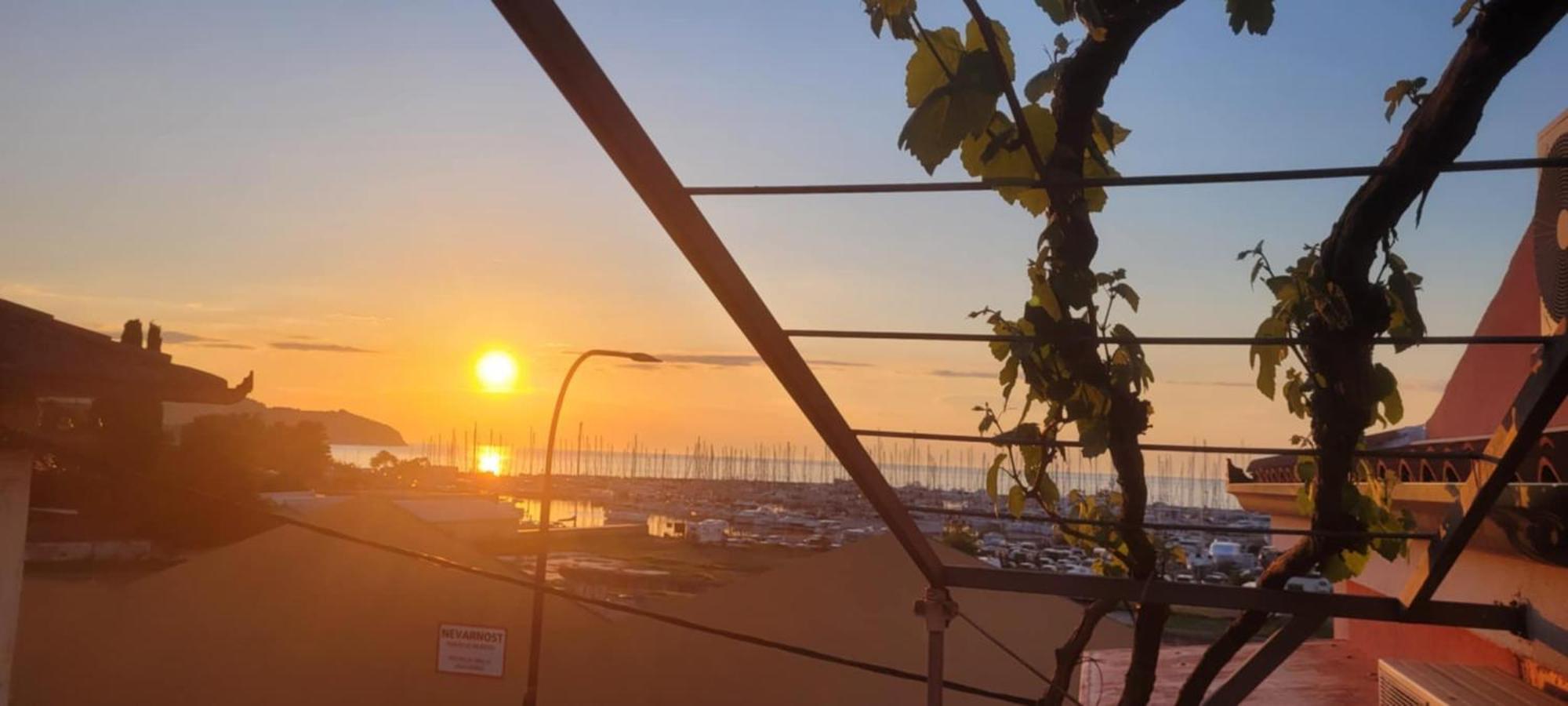 Apartmaji Soncek Izola Exteriör bild